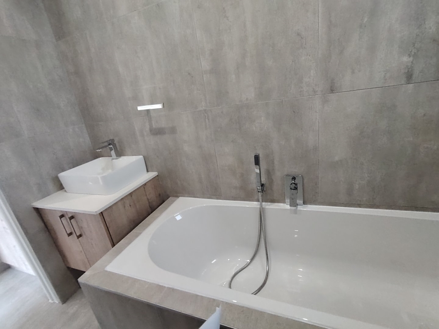 2 Bedroom Property for Sale in Hartenbos Central Western Cape